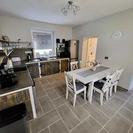 White Luxury Cottage- Mátrai Vadászház 4 Apartamento