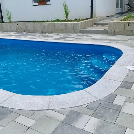 White Luxury Cottage- Matrai Vadaszhaz 4 公寓
